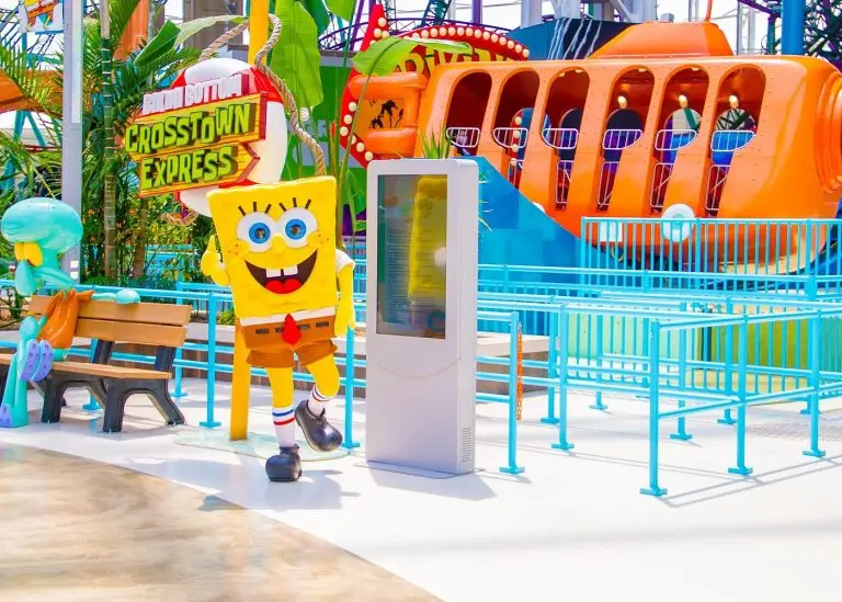 פארק השעשועים ניקלודיאון יוניברס (Nickelodeon Universe) בניו יורק