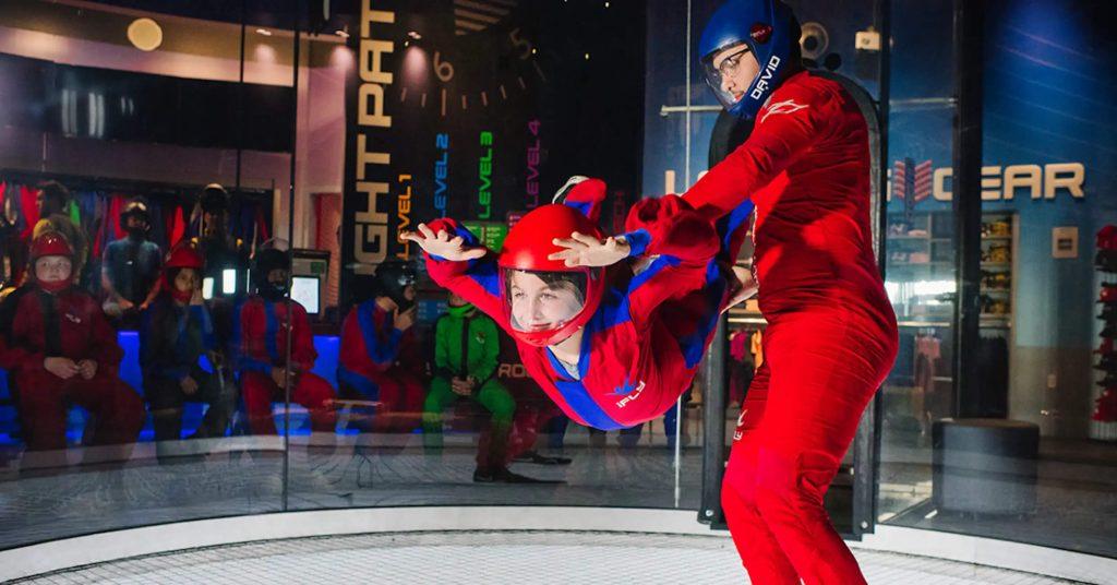 לרחף באוויר בניו יורק- iFLY Indoor Skydiving- GETYOURGUIDE
