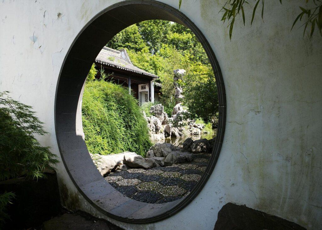 הגן הסיני הנסתר של ניו יורק – New York Chinese Scholar's Garden- VIATOR