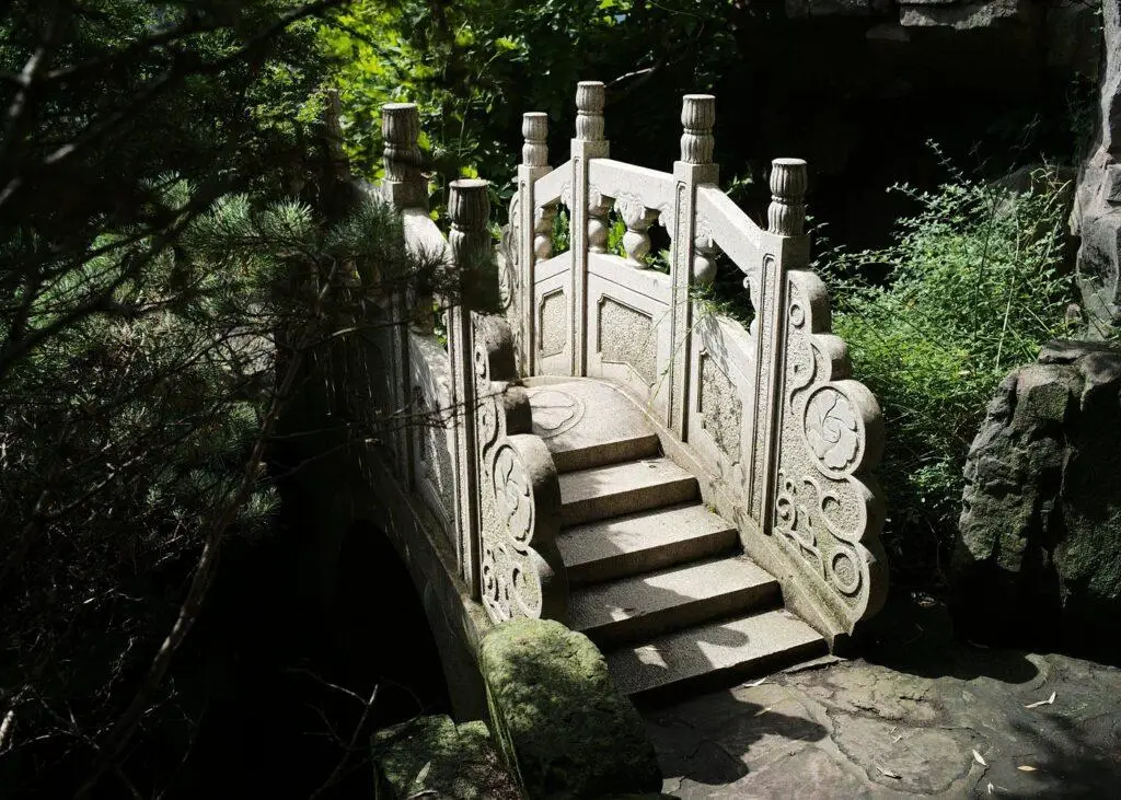 הגן הסיני הנסתר של ניו יורק – New York Chinese Scholar's Garden- VIATOR