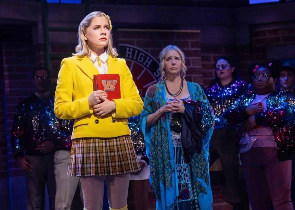 מלכות הכיתה: המחזמר בניו יורק (Heathers: The Musical)- VIATOR