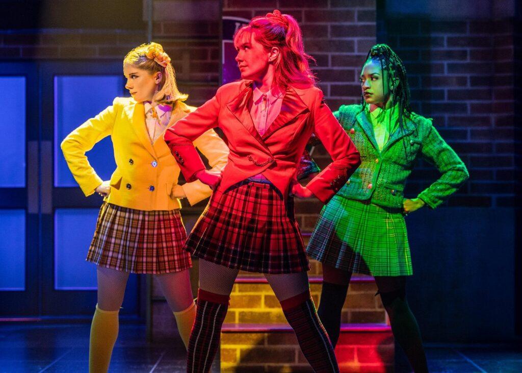 מלכות הכיתה: המחזמר בניו יורק (Heathers: The Musical)- VIATOR