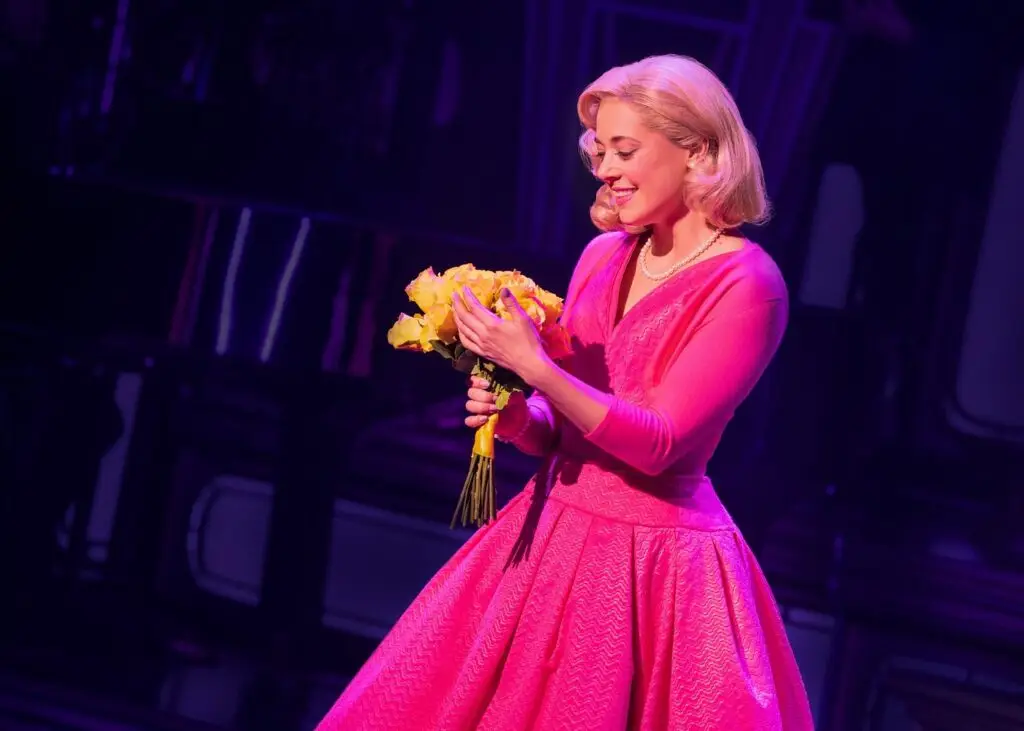 המחזמר Just In Time- להיטי Bobby Darin על במת ברודוויי בניו יורק- VIATOR