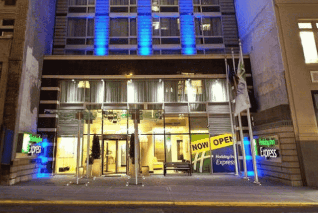 מלון הולידיי אין בטיימס סקוור ניו יורק